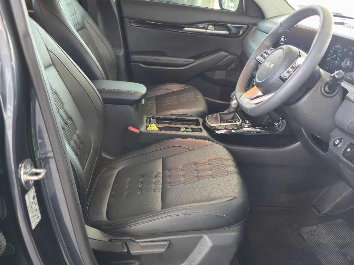 6d7ec17b-799f-4a61-a4c7-395204672324