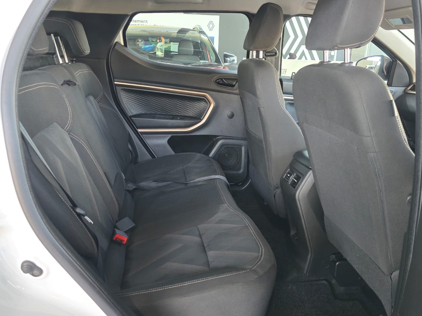 2a7d10c4-aadb-4559-bbb4-2bb650360b41