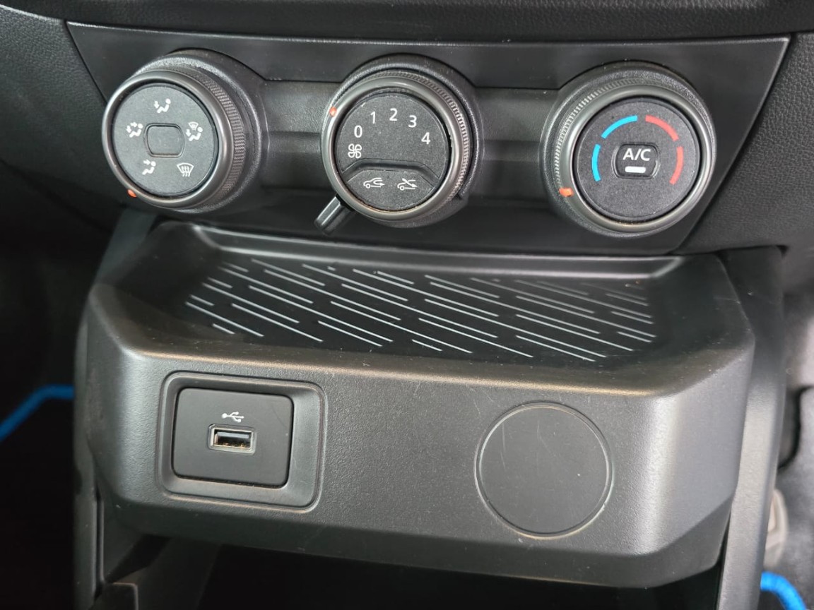 b7000a79-a3ec-4d71-8ad6-3b2695020b0e