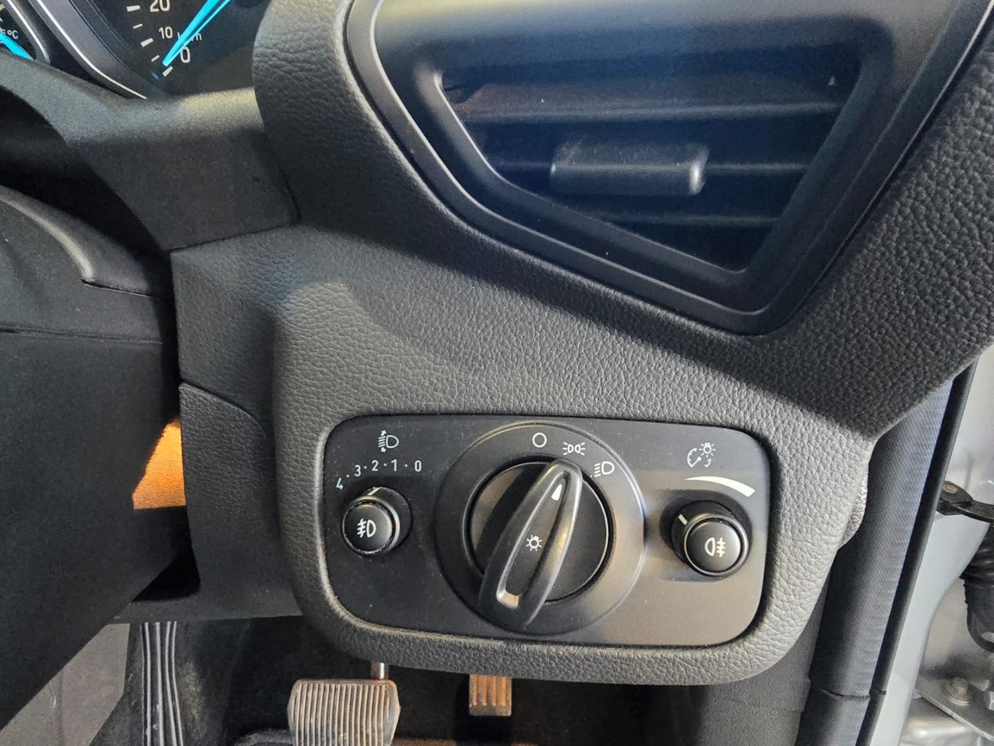 ba0bab21-dbd9-4a85-8fbd-fb83a1a08660