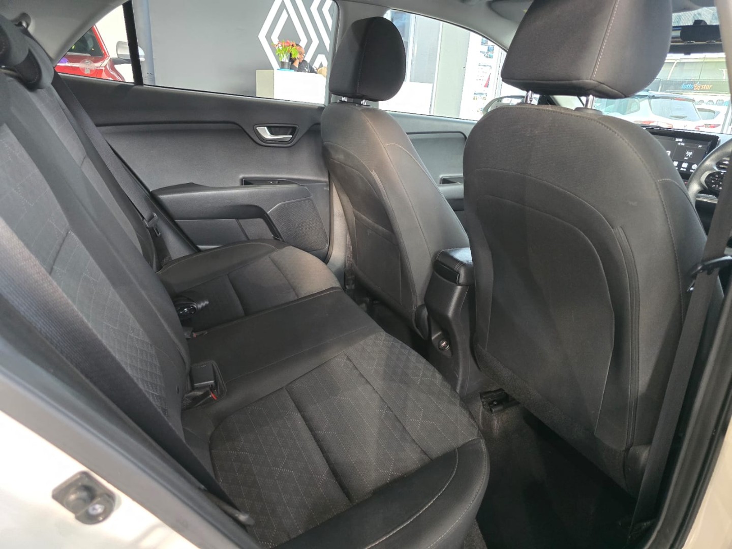 e7d04c24-7027-4853-bf20-8a5825af1264