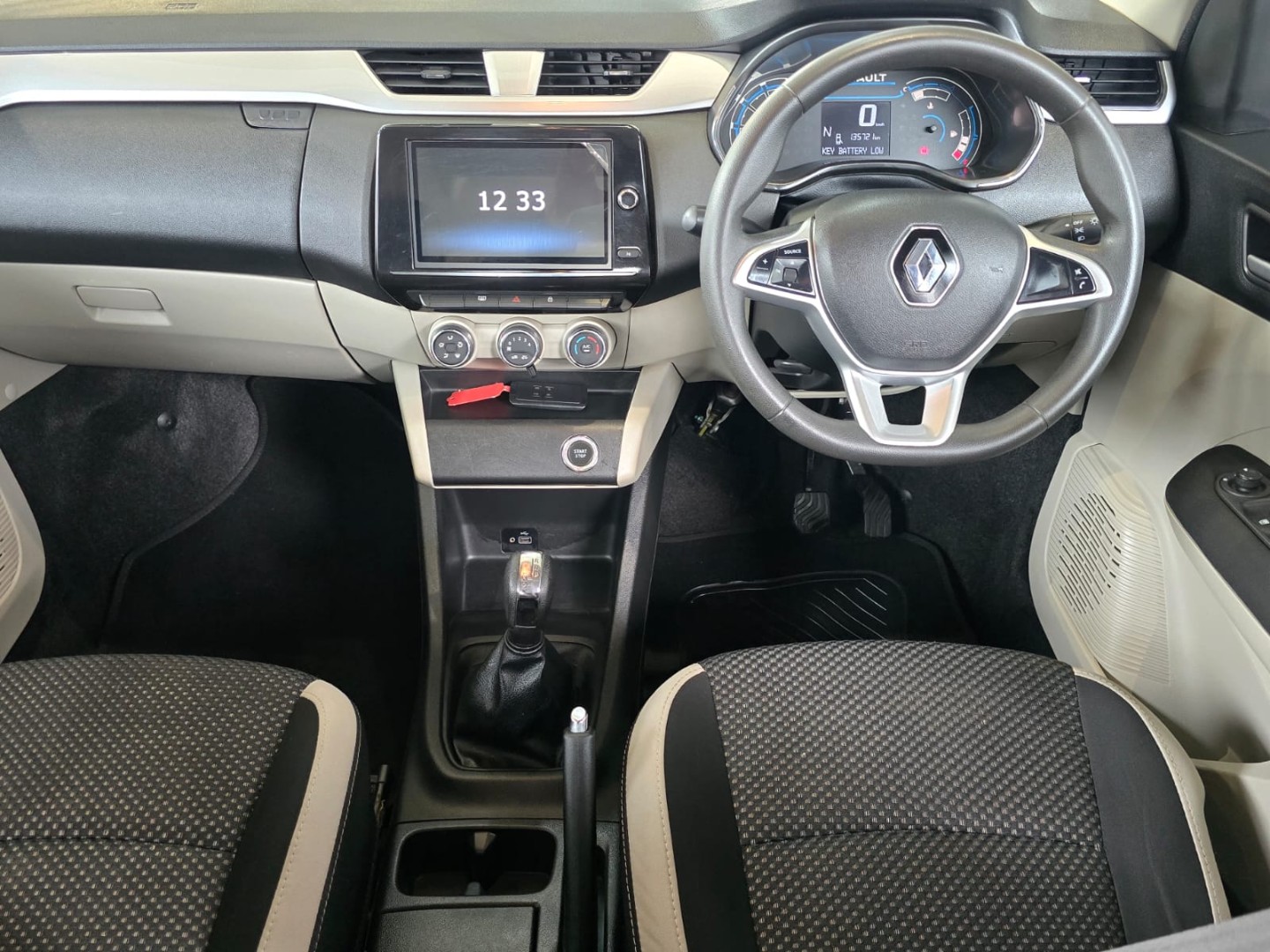 09063f50-e49f-48df-9b2d-51514f9fdfd1