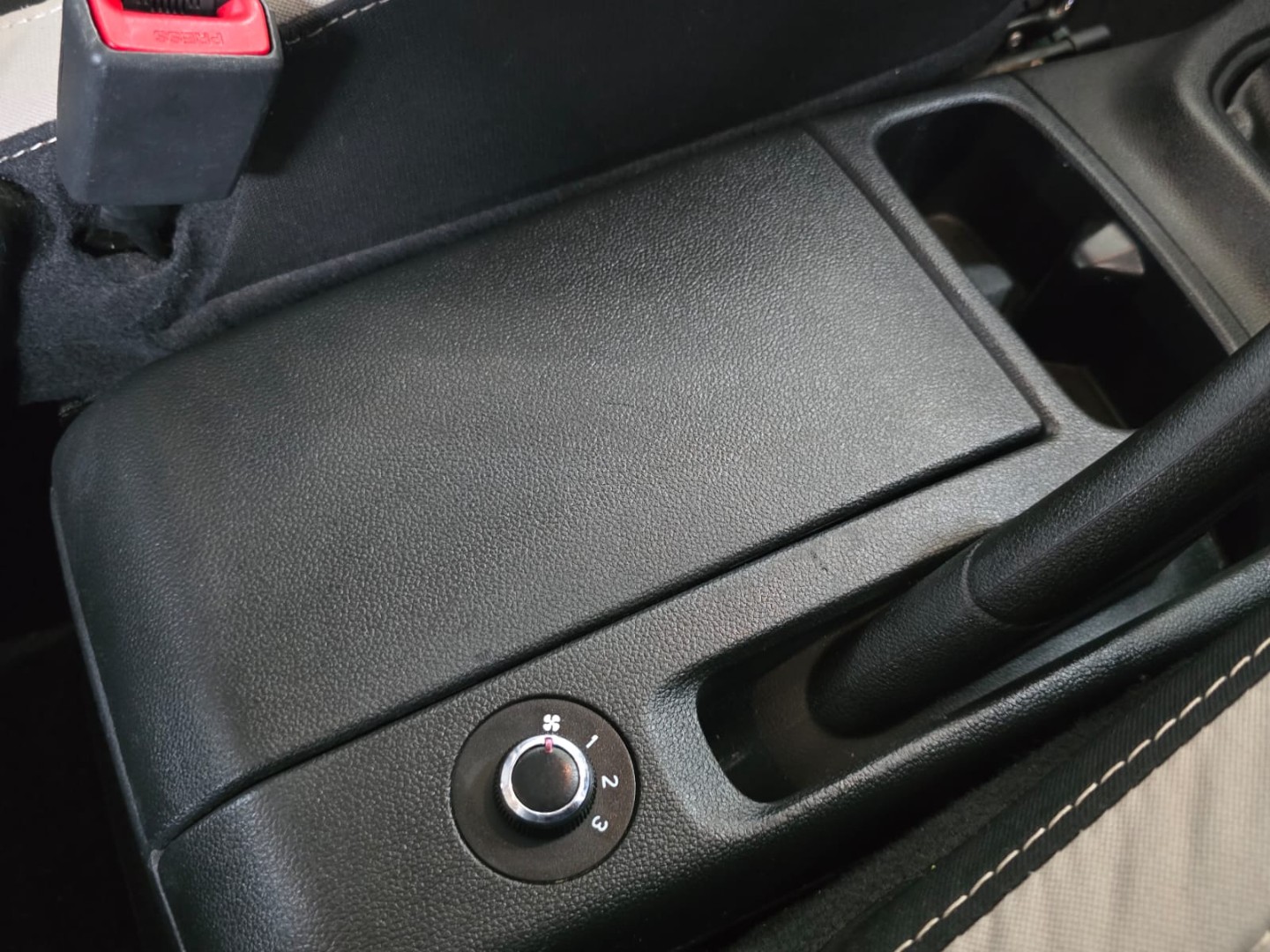 256839de-d840-49e6-925e-058208e390b2