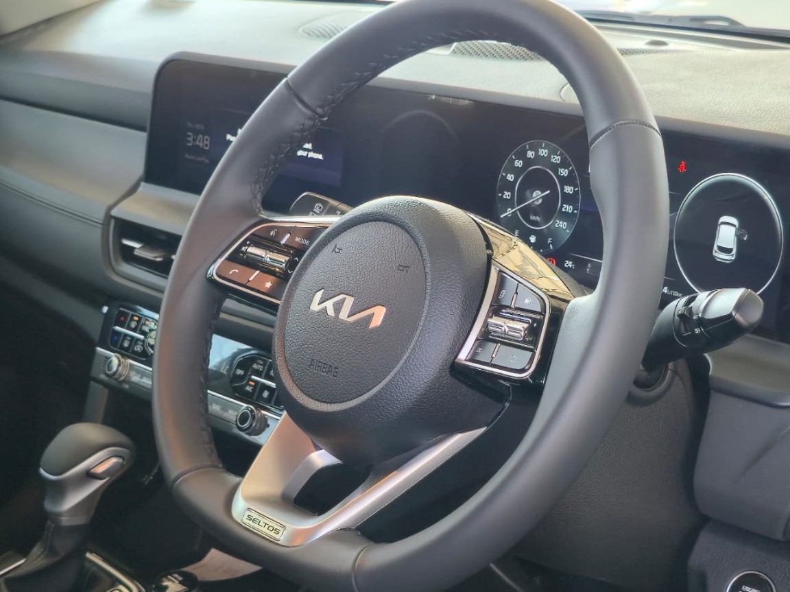 6a58e16f-1432-435e-8d0f-c6986e5638b0