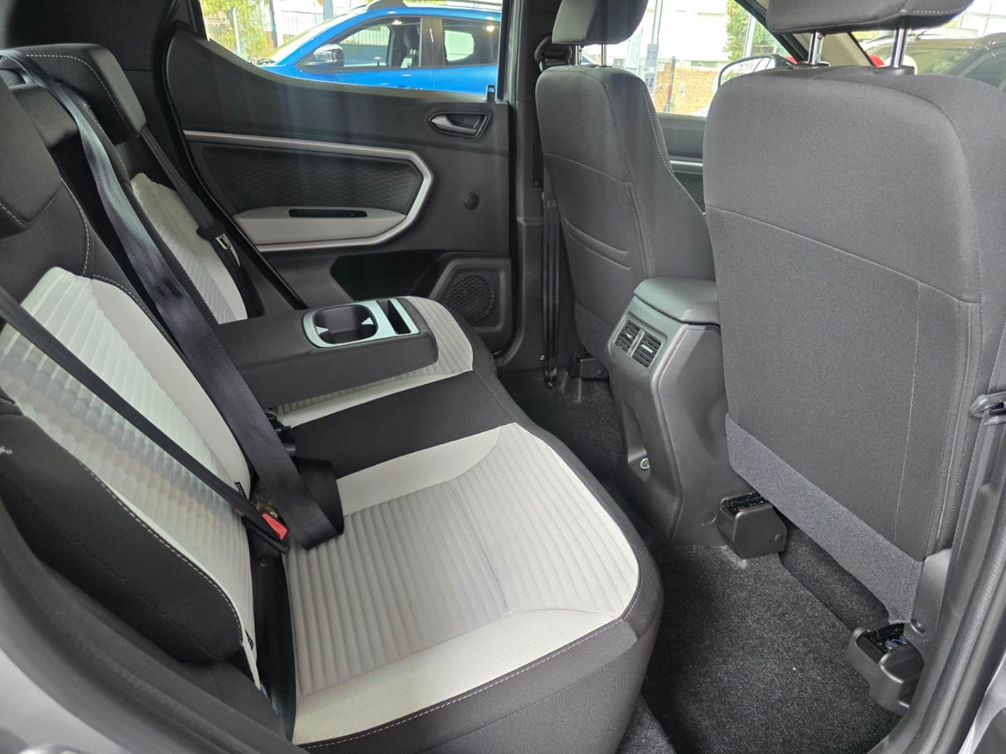 1c8d8596-d182-4cfb-9b2d-aefc25eb64d5