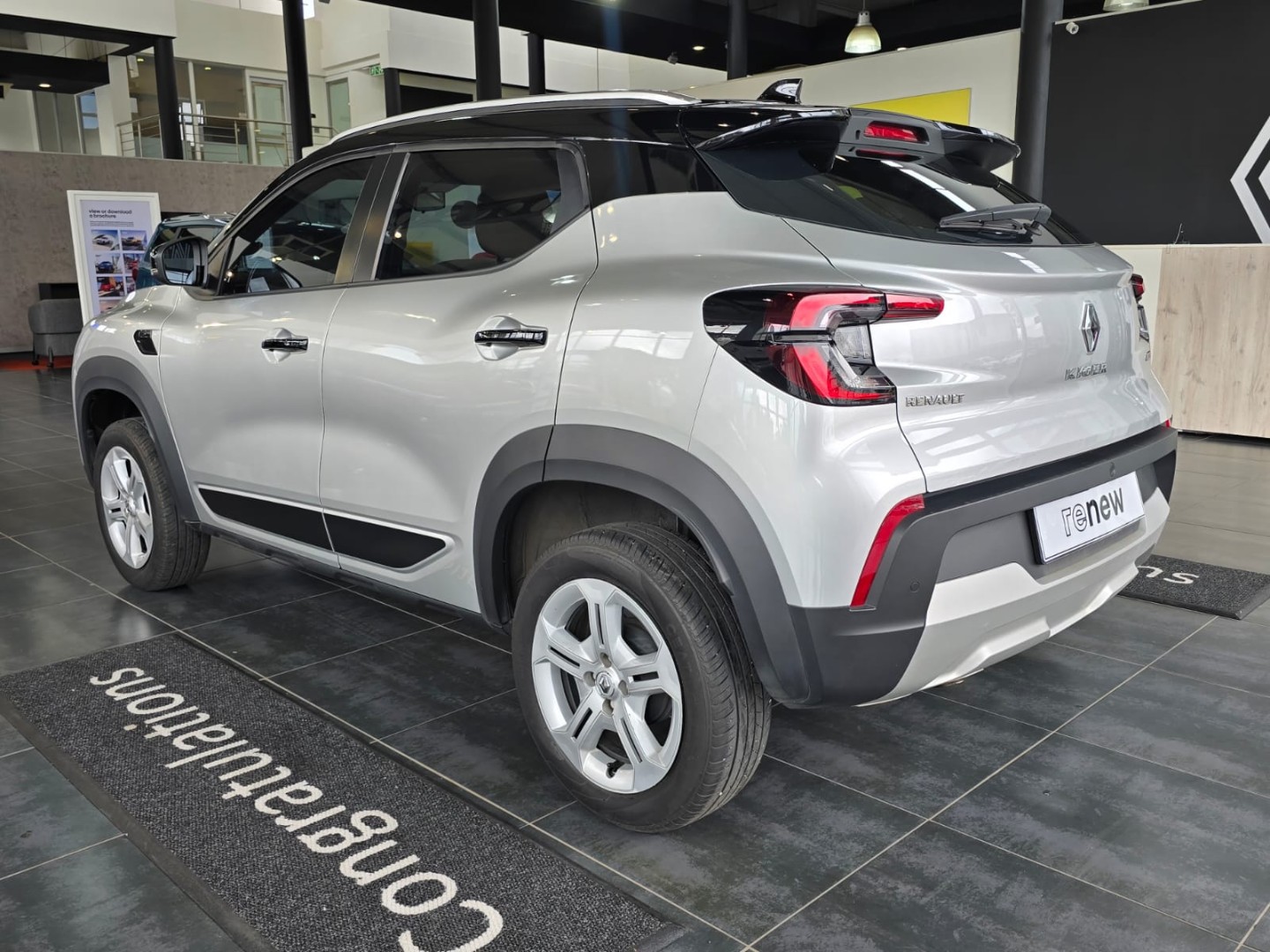 9cb9b298-f8e2-43ef-b6a5-3719136a9a39