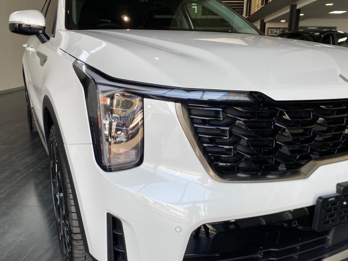 a9d5e81e-f012-49f3-8a15-3d388b0c863f