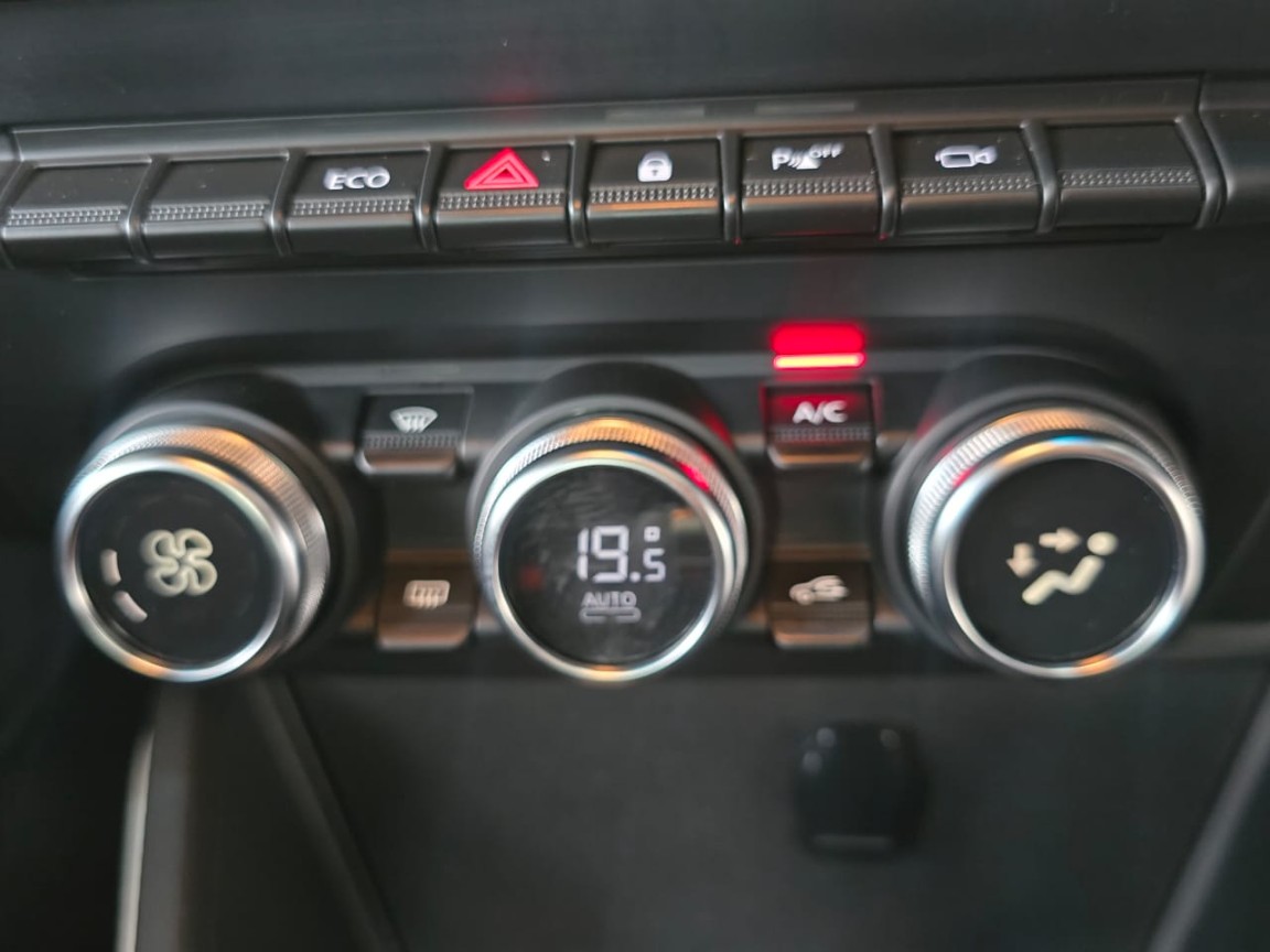 c6748609-5f47-4ef0-83ca-6209cc5c1ba8