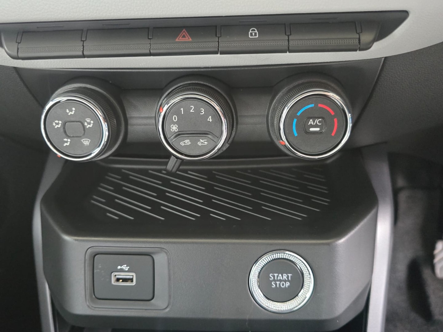 d8347ae2-ae86-4c7e-b12a-dafde88cd7d8