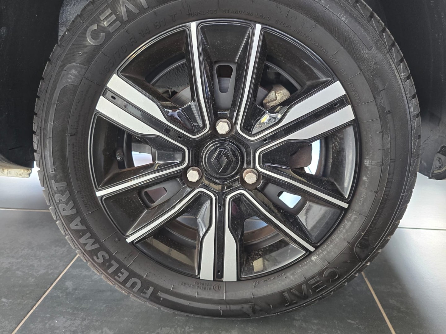 ff46c408-6695-4e5a-886e-388bad48d31e