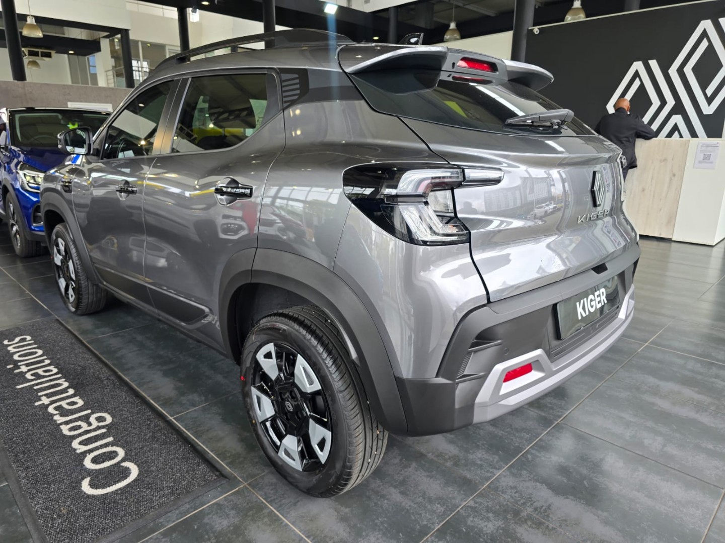 5b71b887-5c64-416d-b3af-0b22e772380a