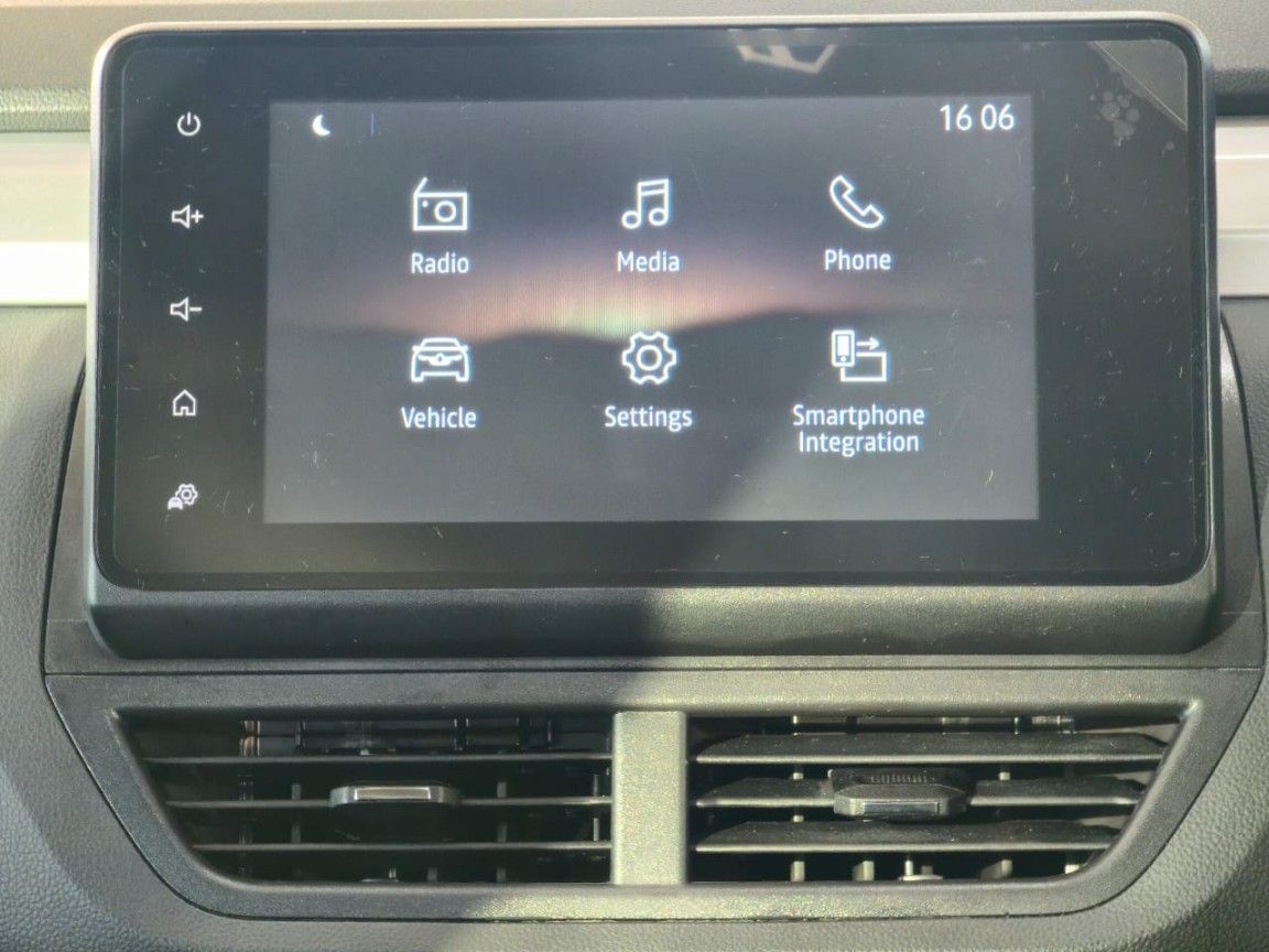 8b8ba0fd-03c9-4e8c-b8c2-75b03d1bcbda