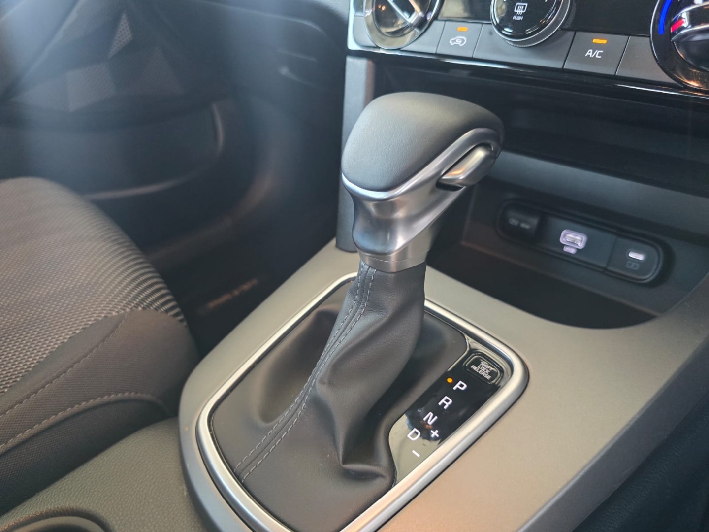 c56a9a89-8df9-425e-abf1-464d62d19ee6