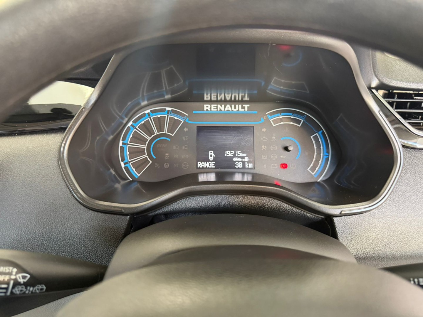 062f640a-59d9-47f0-a274-2d76c91603d1