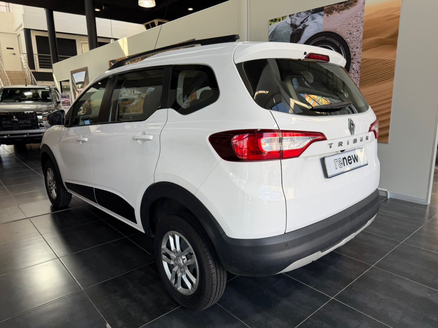 2ca3c720-a434-49fb-a3a1-1febde5468fa