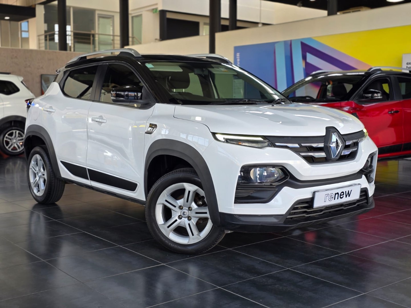 5b887b81-b151-4a43-bd29-db5e4f849662