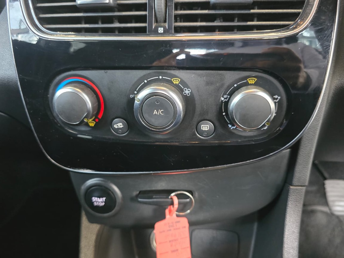 b6c04c9b-7e53-4e27-810f-3e14882835f7