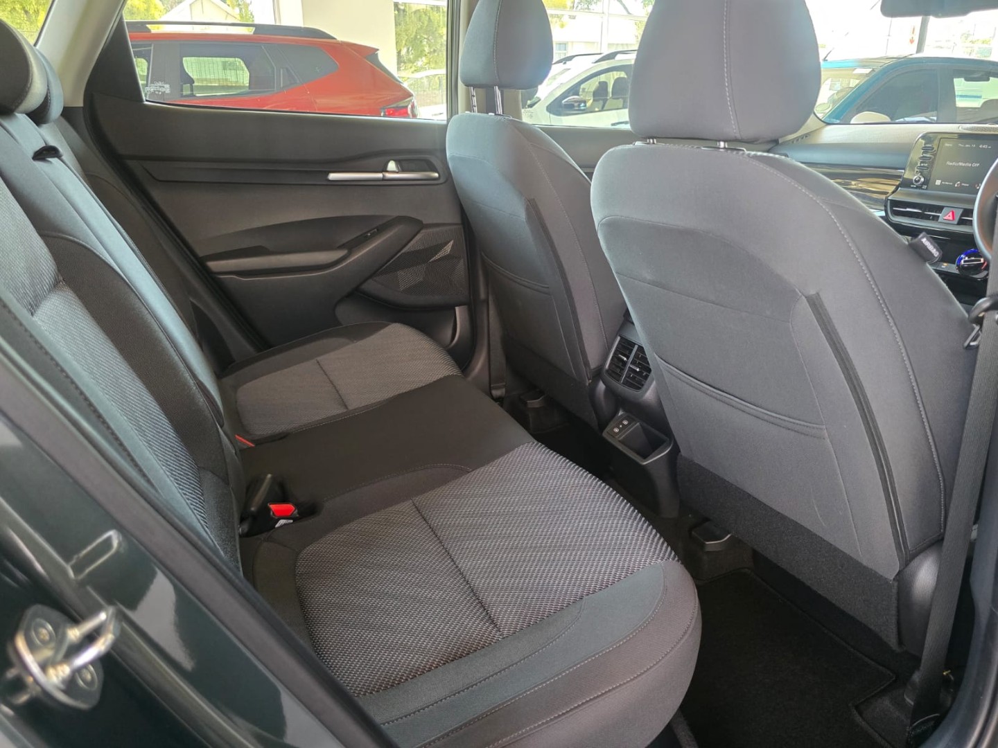 bb1c8776-4c04-423b-a510-2e7b3ffa13a1