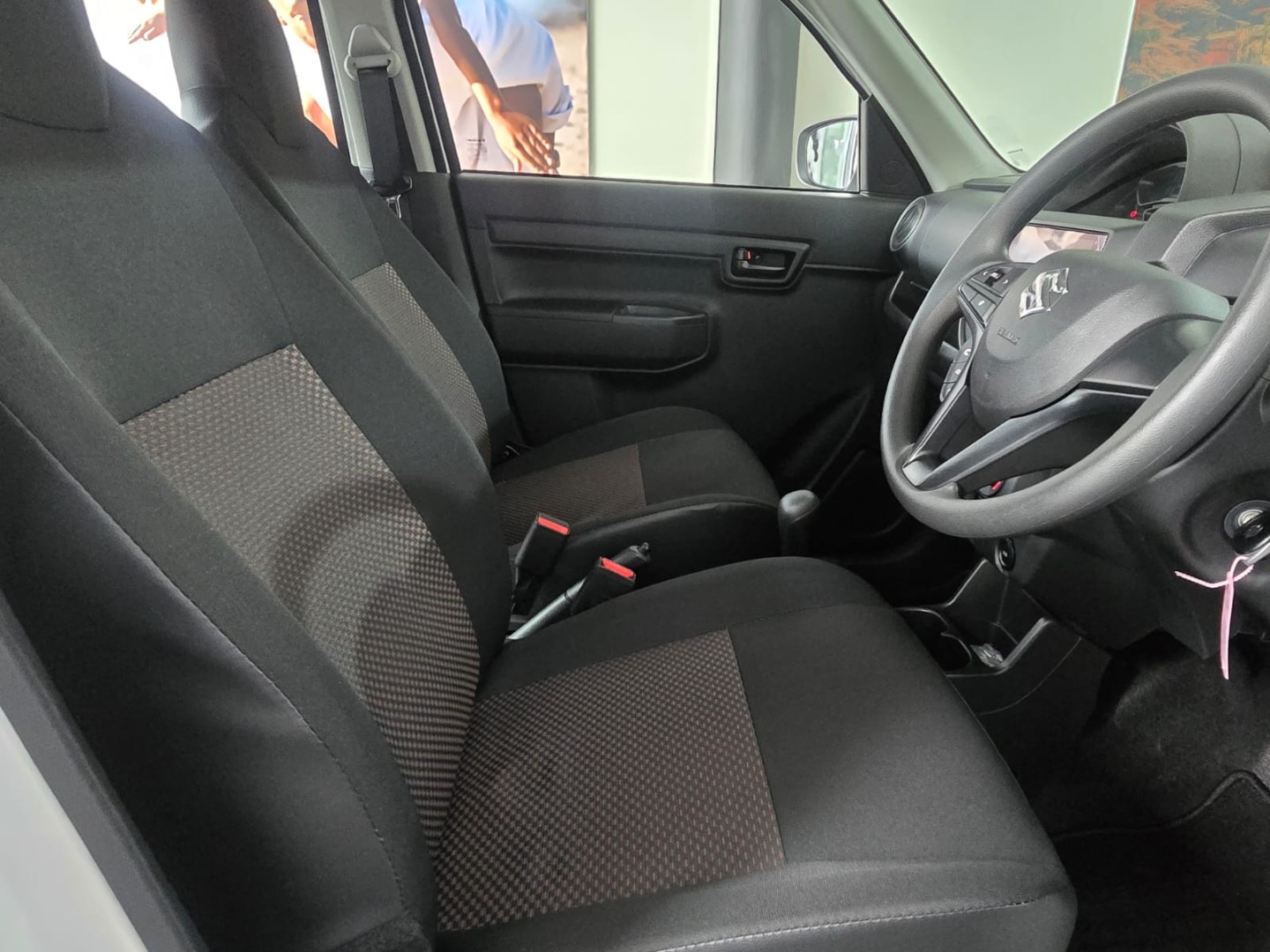 c570b99f-be06-4d4b-9cd8-10199f64b15d